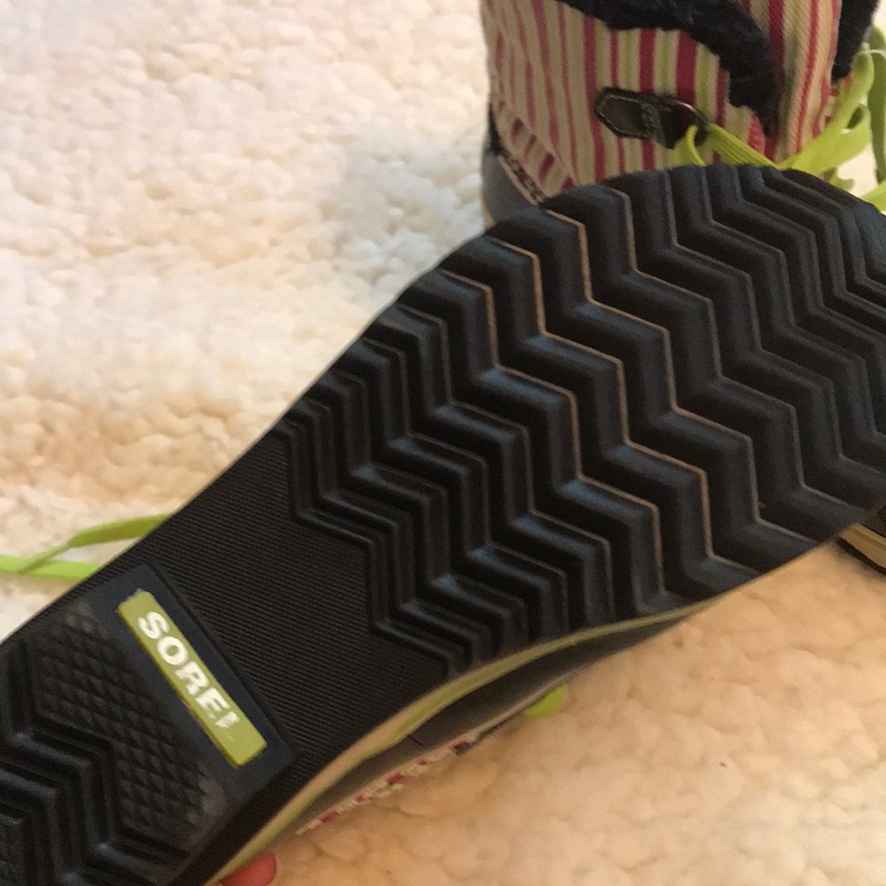 Sorel Snow Boots - Picture 4 of 4